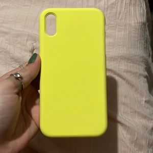 iphone xr phone case yellow